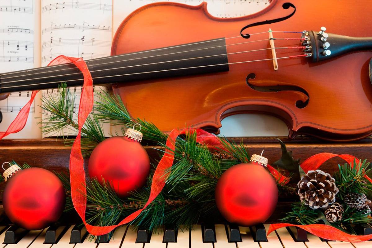 Holiday symphony music