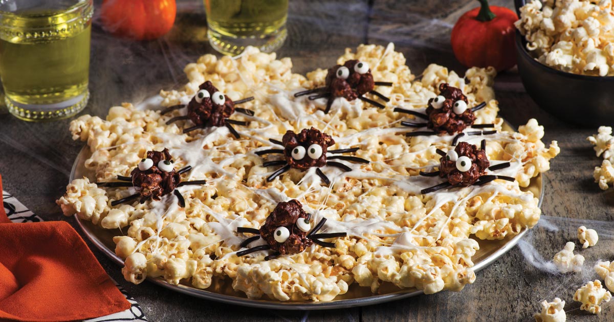 Spooky spider popcorn snacks