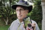 Avian Detective Fred Bassett Unravels Hummingbirds’ Lives